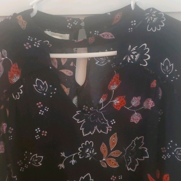 Blouse - Picture 2 of 4